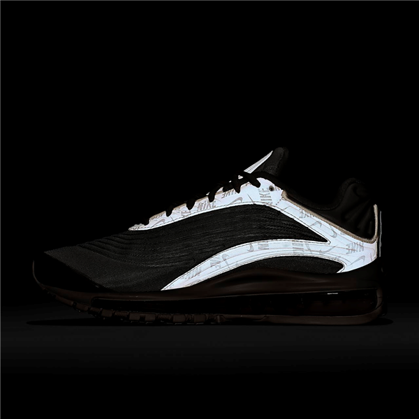 Women's Nike Air Max Deluxe SE